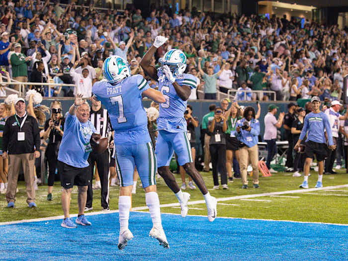 Tulane celebrates a touchdown